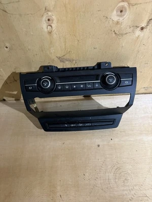 BMW X5 2011  Climate control unit module - Image 1 of 2