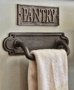 Door Plaque - Pantry - Cast Metal - Door Sign - Cast Plaque - Decor - Bild 1 von 6