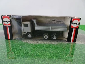 Herpa 1/87 800502 Volve F10 Kipper grau/silber - Picture 1 of 1