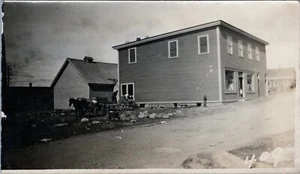 House/Building with Horse Carriage, Real Found Photograph 4x2.5" Black/White - Picture 1 of 2