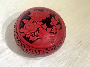 Cinnabar Antique | Red & Black Carved Lacquerware Cloisonné Jar | Asian Origins - Picture 1 of 8