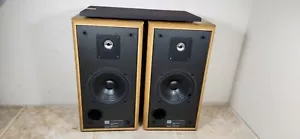 1 Pair of JBL 2600 Woodgrain Finish Speakers Pure Titanium Tweeters 8 Ohms - Picture 1 of 21