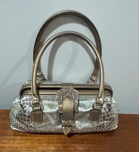 Bolso de Mano Raviani Plata y Oro Tachonado Estrás Cumple con el Oeste de Texas De Colección-USADO EN EXCELENTE ESTADO - Imagen 1 de 5
