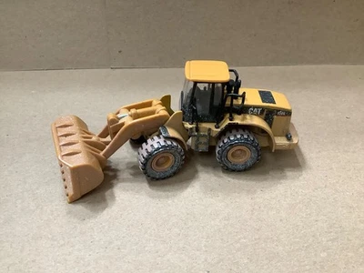 Norscot CAT 950G Front End Wheel Loader Construction Die-Cast - Image 1 of 4