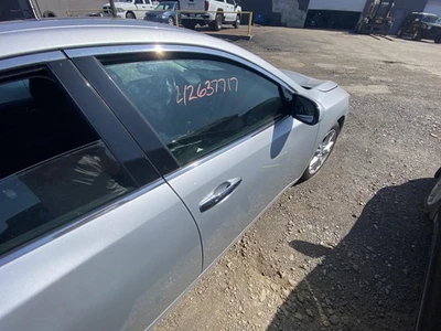 Used Front Right Door Assembly Front fits: 2013 Nissan Maxima Front Right Grade Foto 1 de 4