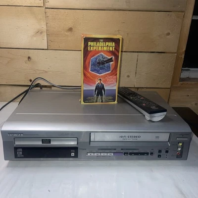 Hitachi Reproductor DVD VHS Plateado DV-PF2U Hi-Fi Digital Encendido PARA REPUESTOS Leer👀 Foto 1 de 4