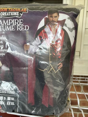 Disfraz de Vampiro Spooktacular Creations Nuevo/Resellado Talla XL Foto 1 de 4