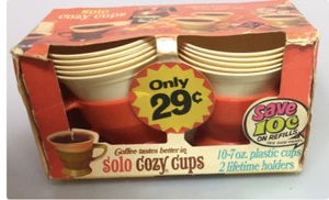 Vintage SOLO Cozy Cups (10) 7 oz orange Cups with 2 holders Unopened 1970’s NOS - Picture 1 of 10
