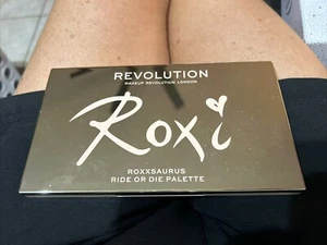 New-Revolution Roxi Makeup Palette-ride Or Die Palette-Look Gorgeous-!!! - Picture 1 of 2
