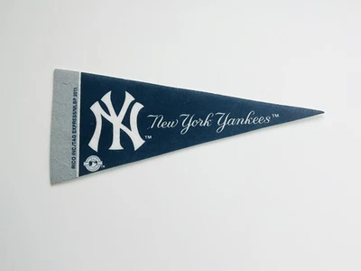 New York Yankees MLB BASEBALL MINI PENNANT - Image 1 of 2