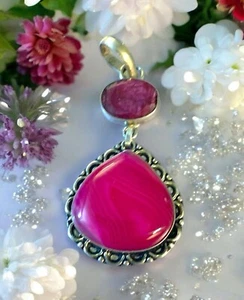 Pink Botswana Agate 925 Sterling PENDANT NEVER WORN HOT PINK MOM GIFT BOXED - Picture 1 of 4