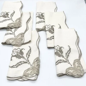 Vintage Linen Napkins White with Taupe Stitching 16” Ruffled Scalloped Edge - Picture 1 of 3