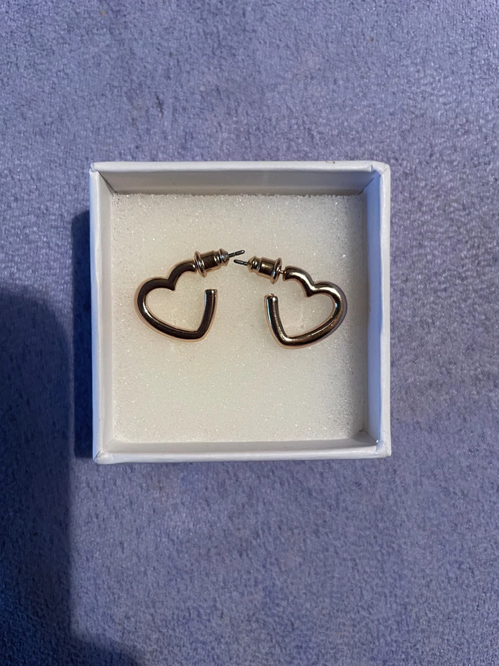 10K Over 925 Heart Style Hoop Earrings - Brand New - Image 1 of 1