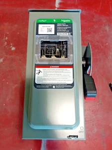 Schneider / Square D VHU361RB 30A Safety Switch Heavy Duty, 600V 50/60Hz, N3R - Picture 1 of 12