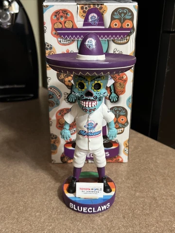 2019 LAKEWOOD BLUECLAWS DIA DE LOS MUERTOS SUGAR SKULL BOBBLEHEAD - PHILLIES Cover