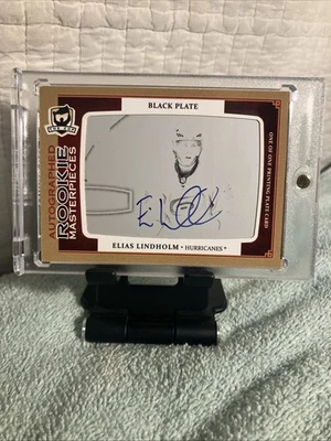 2013-14 The Cup ELIAS LINDHOLM Autographed Rookie Masterpieces 1/1 Black Plate - Image 1 of 3
