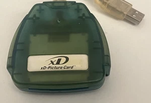 USB 2.0 xD/SM Reader/Writer - Picture 1 of 9