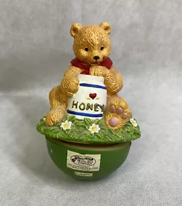 Honey Bear Favorite Things San Francisco Music Box Company 1994 Winnie the Pooh - Picture 1 of 8