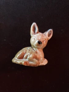 Statuetta Wade England Whimsies FAWN 1971. Ottime condizioni. Senza scatola - Foto 1 di 8