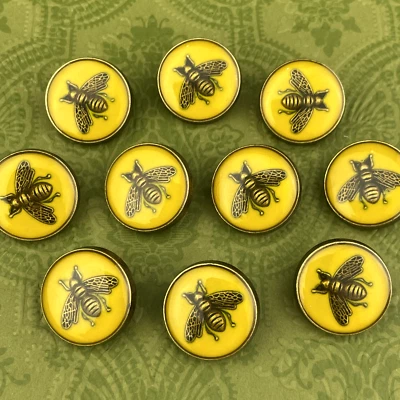 10 GUCCI BEE BUTTONS GOLD YELLOW METAL ROUND 18MM VINTAGE - Image 1 of 4