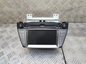 10-13 HYUNDAI IX35 SAT NAV RADIO STEREO DISPLAY SCREEN HEAD UNIT 96560-2Y500TAN - Picture 1 of 7