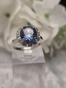 Sterling Silver Large Blue Topaz And White Topaz Cluster. Size P1/2 - Picture 1 of 11