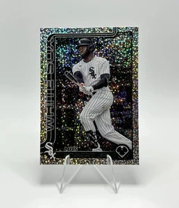 2025 Topps Series 1 - Luis Robert Jr. Holo Foil #189 Chicago White Sox - Picture 1 of 2