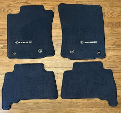 Juego de cuatro alfombrillas negras Lexus GX460 2010-2013 PT926-60131-XX Foto 1 de 4