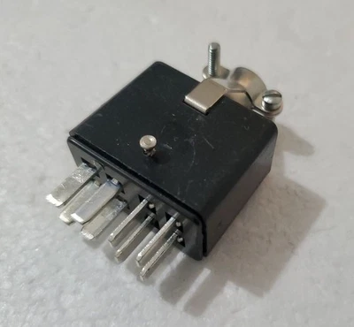 CINCH JONES BEAU MOLEX P-308-CCT 38331-5608 POWER CONNECTOR MALE PLUG 8 PIN