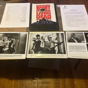 Original 1990 Night Of The Living Dead Horror Movie Press Kit - Picture 1 of 20