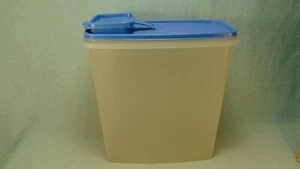 DE COLECCIÓN TUPPERWARE SUPER CEREAL STORER 1588-6 AZUL ¡MUY BONITO!! - Imagen 1 de 3