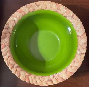 PIER 1 IMPORTS TROPICAL LEAF BRAIDED SERVING BOWL 13" GREEN NEW - Picture 1 of 4