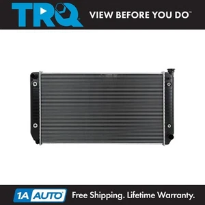 TRQ Radiator For 1992-2000 Chevrolet C2500 C3500 K2500 K3500 Suburban GMC - Picture 1 of 5