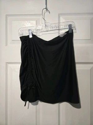 FALDA DE NATACIÓN CALIA CON CORDÓN ACANALADO TIRO ALTO NEGRO PURO TALLA MEDIANA ¡Nueva! Foto 1 de 3