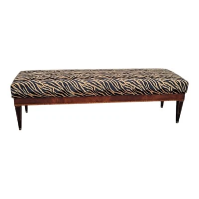 Mesa de centro de banco larga Art Deco inglesa de la década de 1920 - Tapicería a rayas de tigre, con incrustaciones Foto 1 de 4