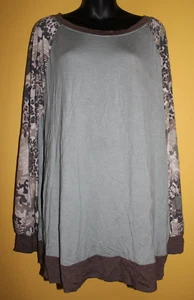 Top Celeste Boutique Artístico Estampado Animal Mangas Largas XXL 2XL Bolsillos - Imagen 1 de 7