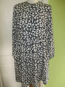PAPAYA SIZE 8 WOMENS DRESS BLACK & WHITE FLORAL HIGH NECK LONG SLEEVES - Picture 1 of 4