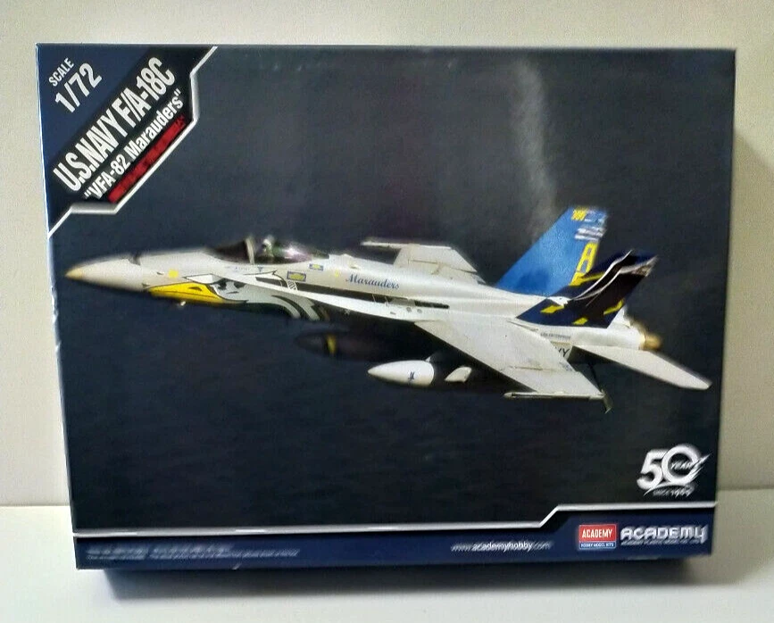 ACADEMY 1:72  KIT AEREO U.S. NAVY F/A-18C VFA-82 MARAUDERS  24 cm     ART 12534 - Immagine 1 di 1