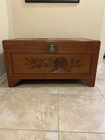 Vintage Carved Teak Wood Blanket Storage Chest/Trunk Asian Oriental Coffee Table Cover