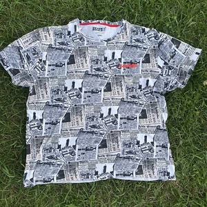 Camiseta Seven Souls Arte Periódico Tira Cómica Estampado Talla XXL - Imagen 1 de 4