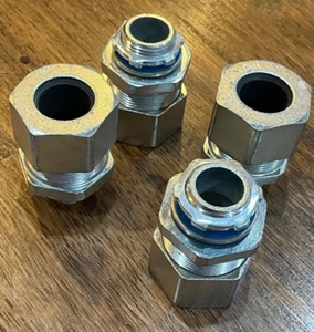 4 ea  3/4" EATON CORPORATION CGB297 SG Straight Body Male Cord and Cable Fitting - Picture 1 of 5