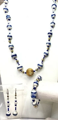 Fashion Blue & White Glass Bead Necklace Bracelet & Earrings Set 60.7g - Image 1 of 4