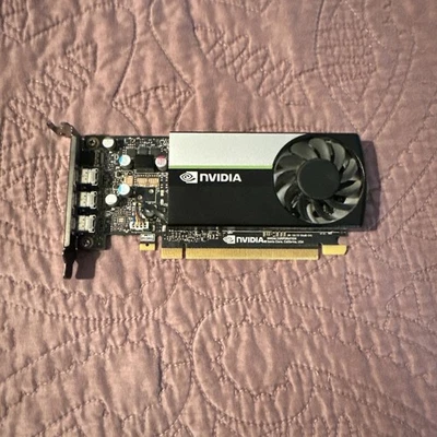 PNY NVIDIA QUADRO T400 GRAPHICS CARD | VCNT400 | 4GB GDDR6 - Image 1 of 2