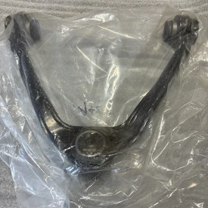 Suspension Control Arm K80942 - Picture 1 of 2