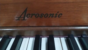 Piano - Picture 1 of 2