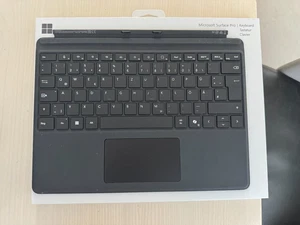 Microsoft Surface Pro 13-Zoll-Keyboard QWERTZ-Layout - Bild 1 von 2