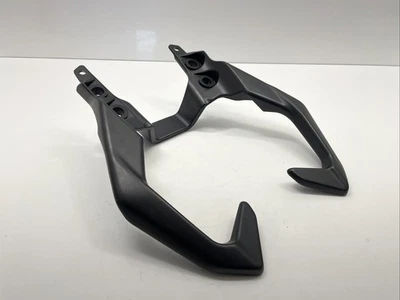 ♻️ Manija de riel de agarre trasero Suzuki GSXS 1000 GT Plus 2022 - 2025 ♻️ Foto 1 de 4