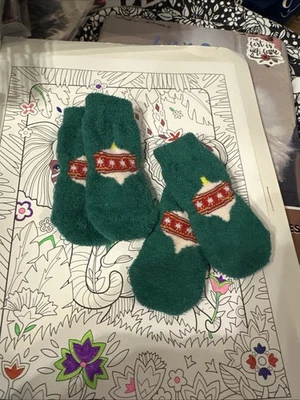 Calcetines antideslizantes para perros tejidos de Navidad calcetines para mascotas para uso en interiores protectores de patas Foto 1 de 2