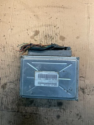 2002 to 2003 Cadillac Escalade EXT Engine Control Module ECM ECU V2235 DG - Image 1 of 4