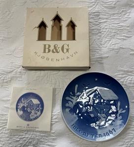 Kongelig Hofleverandor Copenhagen Porcelain B & G Country Fuglenes Jul 1967 - Picture 1 of 5